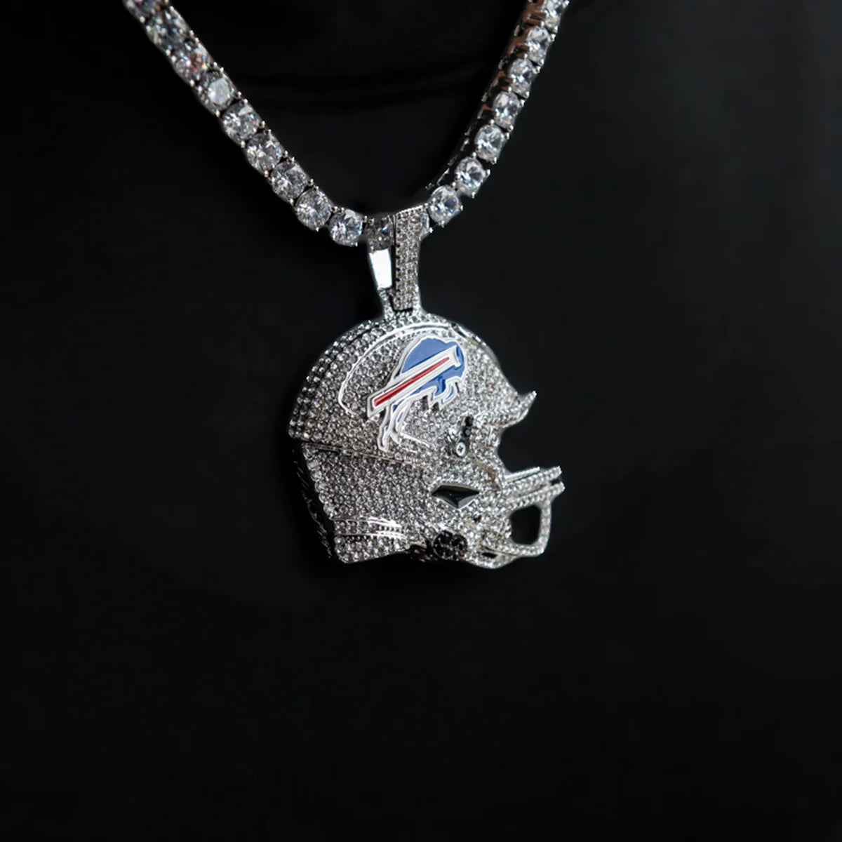 2025 Buffalo Bills Team Helmet Pendant - White Gold