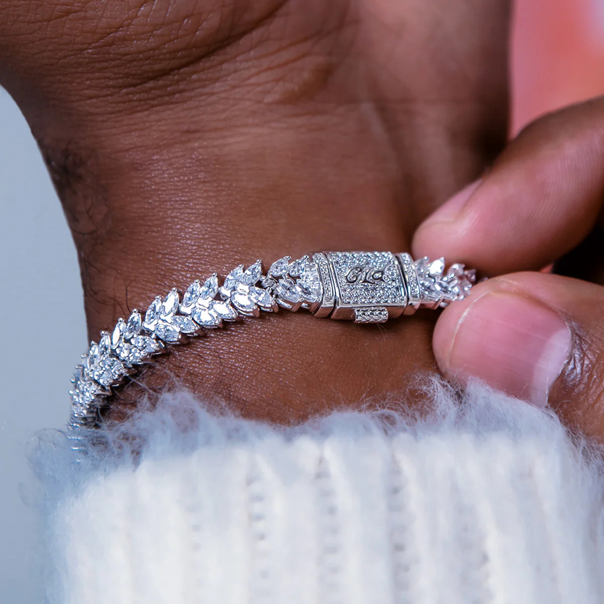 Iced Herringbone Bracelet in White Gold- 7mm