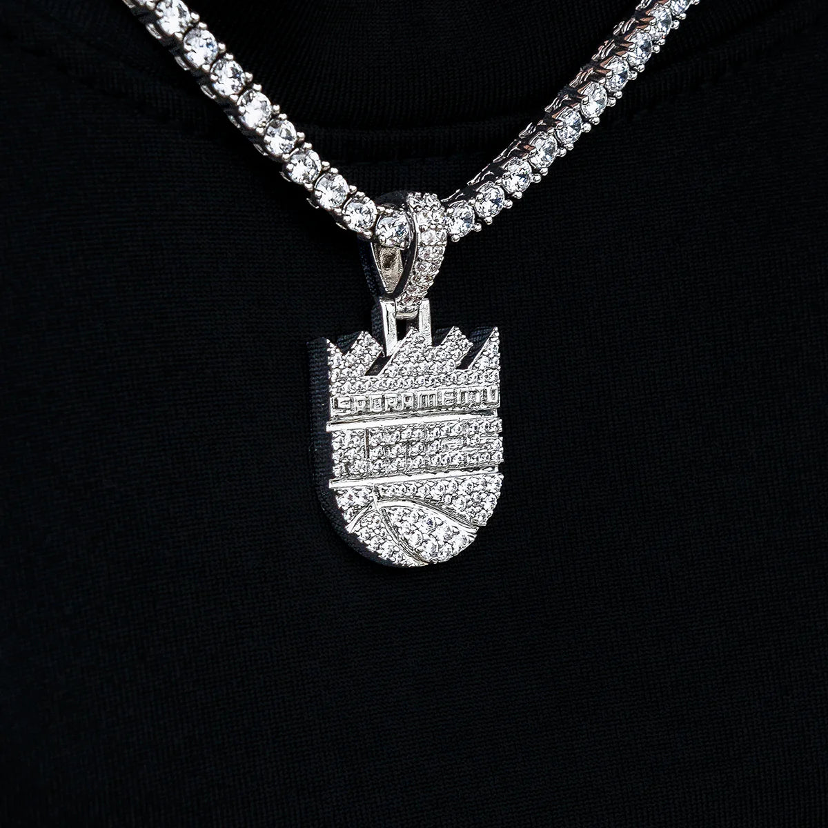 Sacramento Kings Official NBA Micro Logo Pendant in White Gold