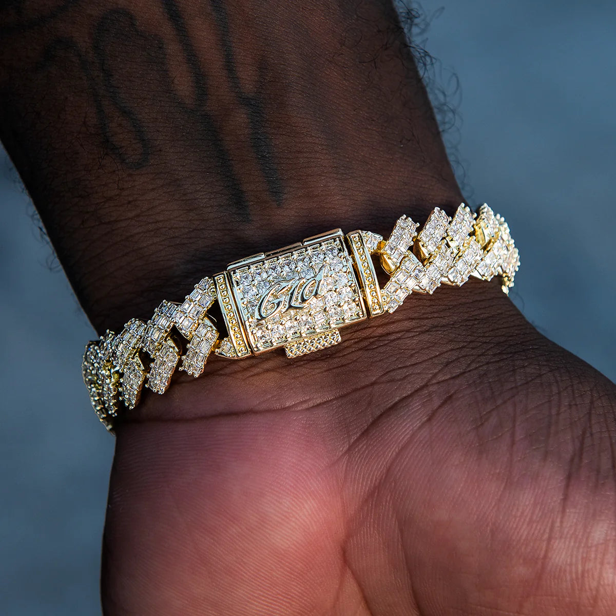 12MM Prong Baguette Cuban Bracelet - Gold