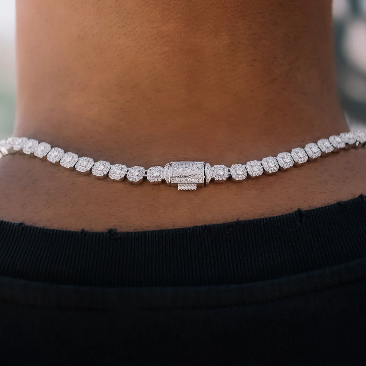 Men's Moissanite Micro Clustered Rosary Chain Necklace in White Gold Vermeil