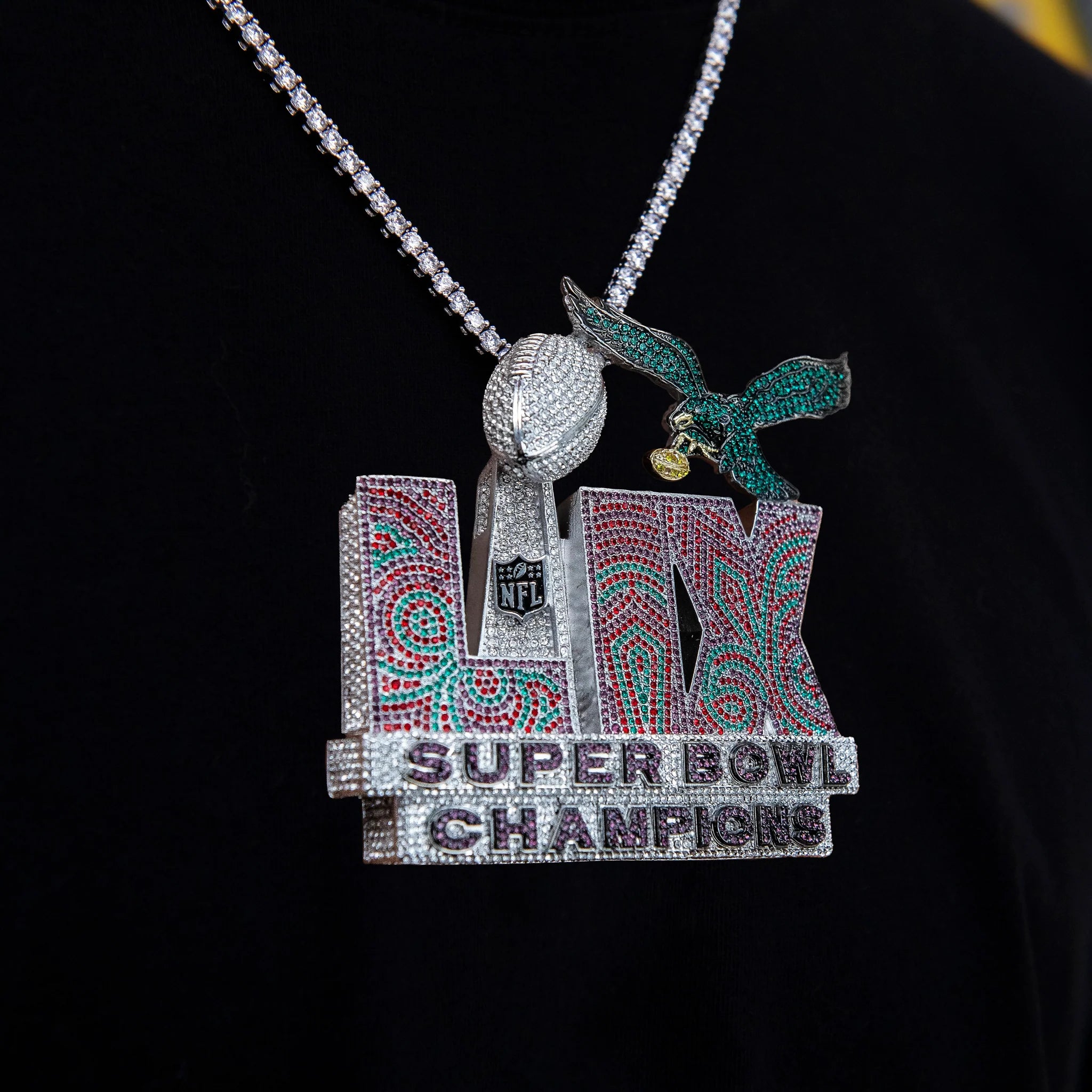 Official NFL Philadelphia Eagles Super Bowl LIX Champions Pendant, Large in White Gold