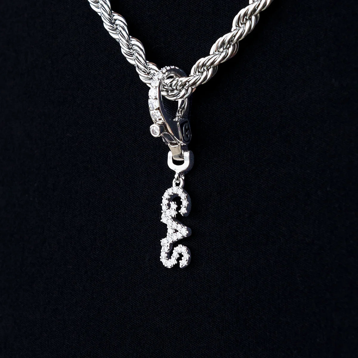 "Gas" Clip On Pendant in White Gold