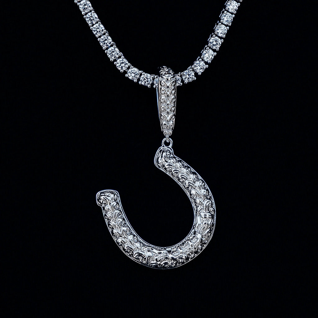 Simple Horseshoe Pendant in White Gold