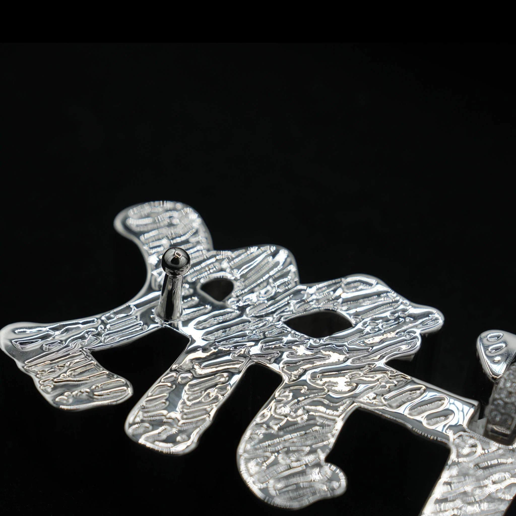 GLD X Bloody Osiris Moissanite MFM Belt Buckle Pendant in White Gold