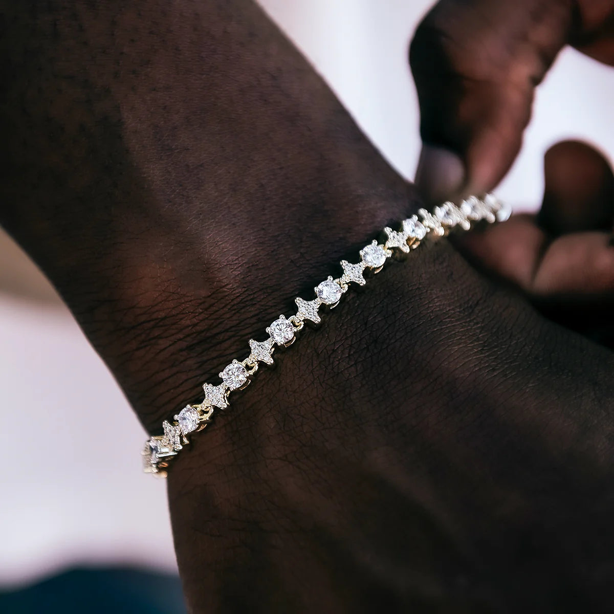 Men's Moissanite Round Stone Star Tennis Bracelet in Yellow Gold Vermeil - 6mm