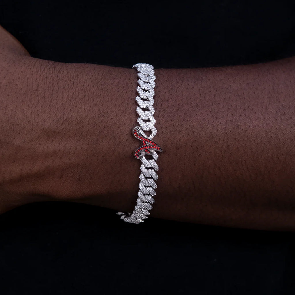 Atlanta Braves Official MLB Diamond Prong Cuban Bracelet in White Gold- 8.5mm