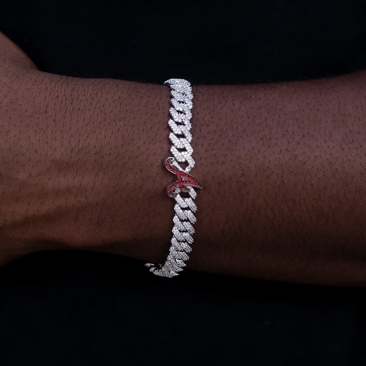 Atlanta Braves Official MLB Diamond Prong Cuban Bracelet in White Gold- 8.5mm