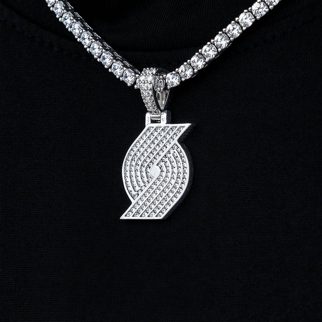 Portland Trail Blazers Official NBA Micro Logo Pendant in White Gold