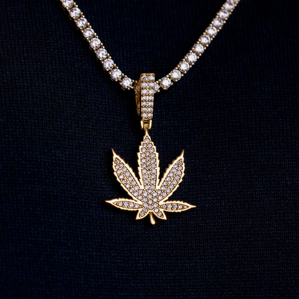 Diamond Weed Leaf Pendant in Yellow Gold