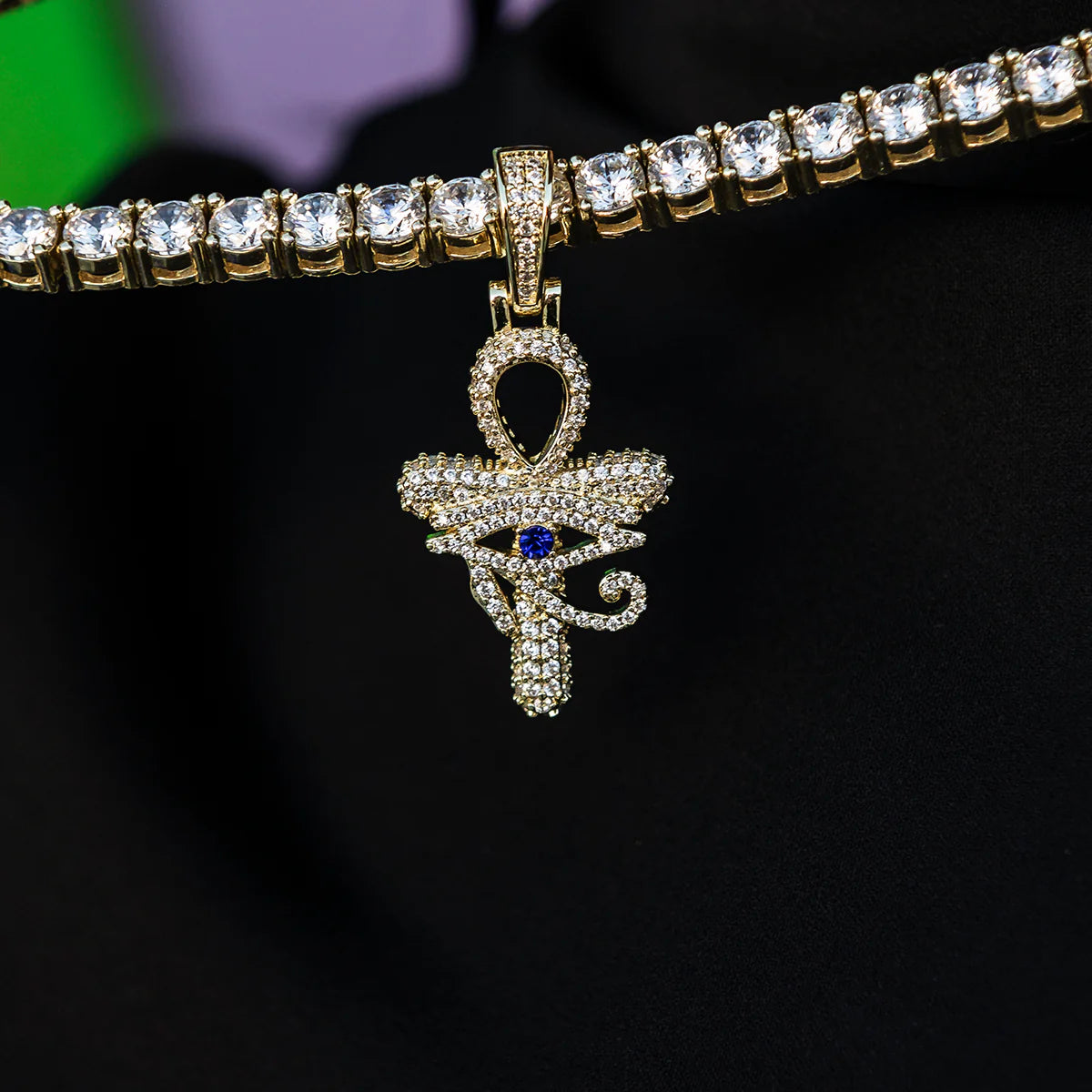Eye of Horus Ankh Pendant in Yellow Gold