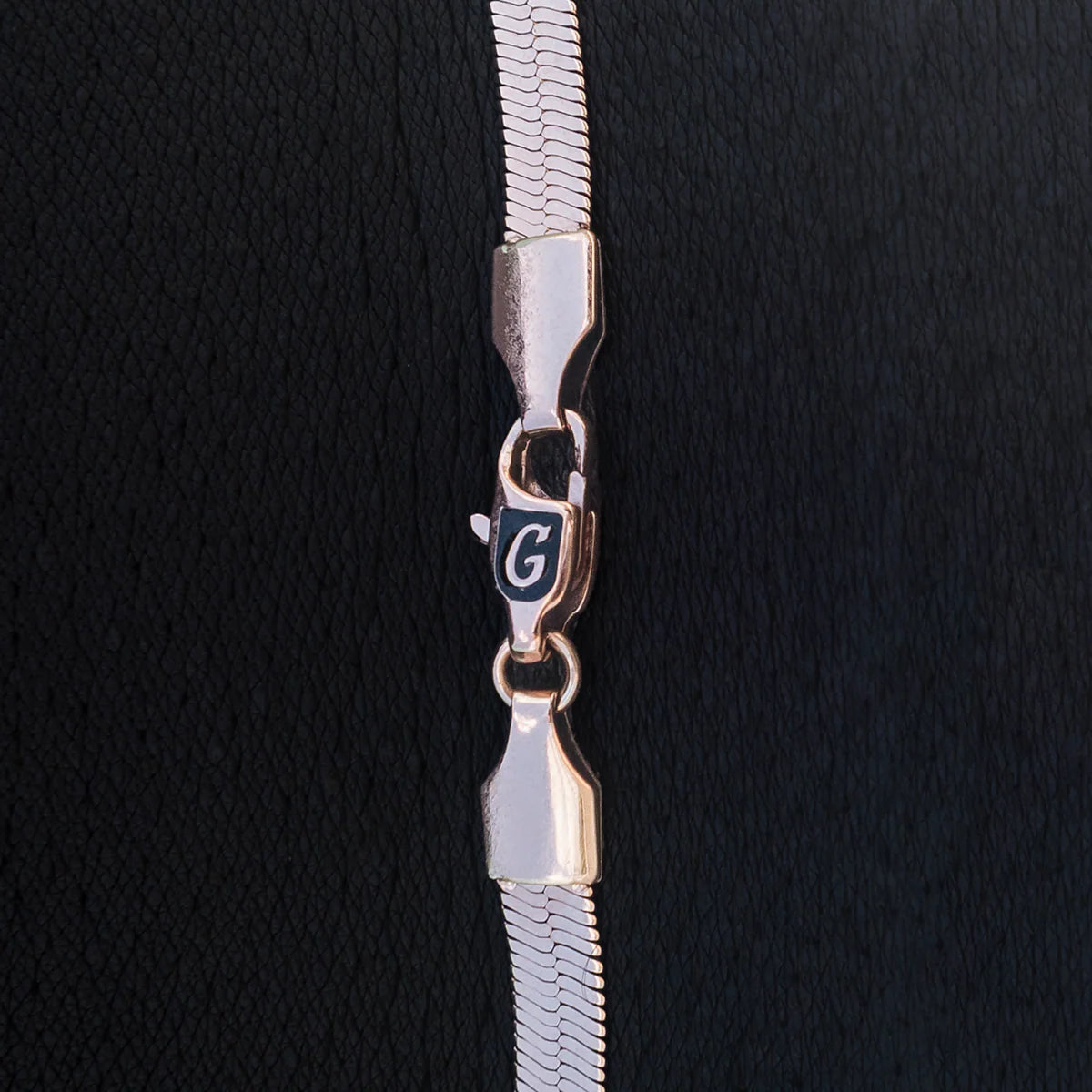 Herringbone Bracelet in Rose Gold- 4mm