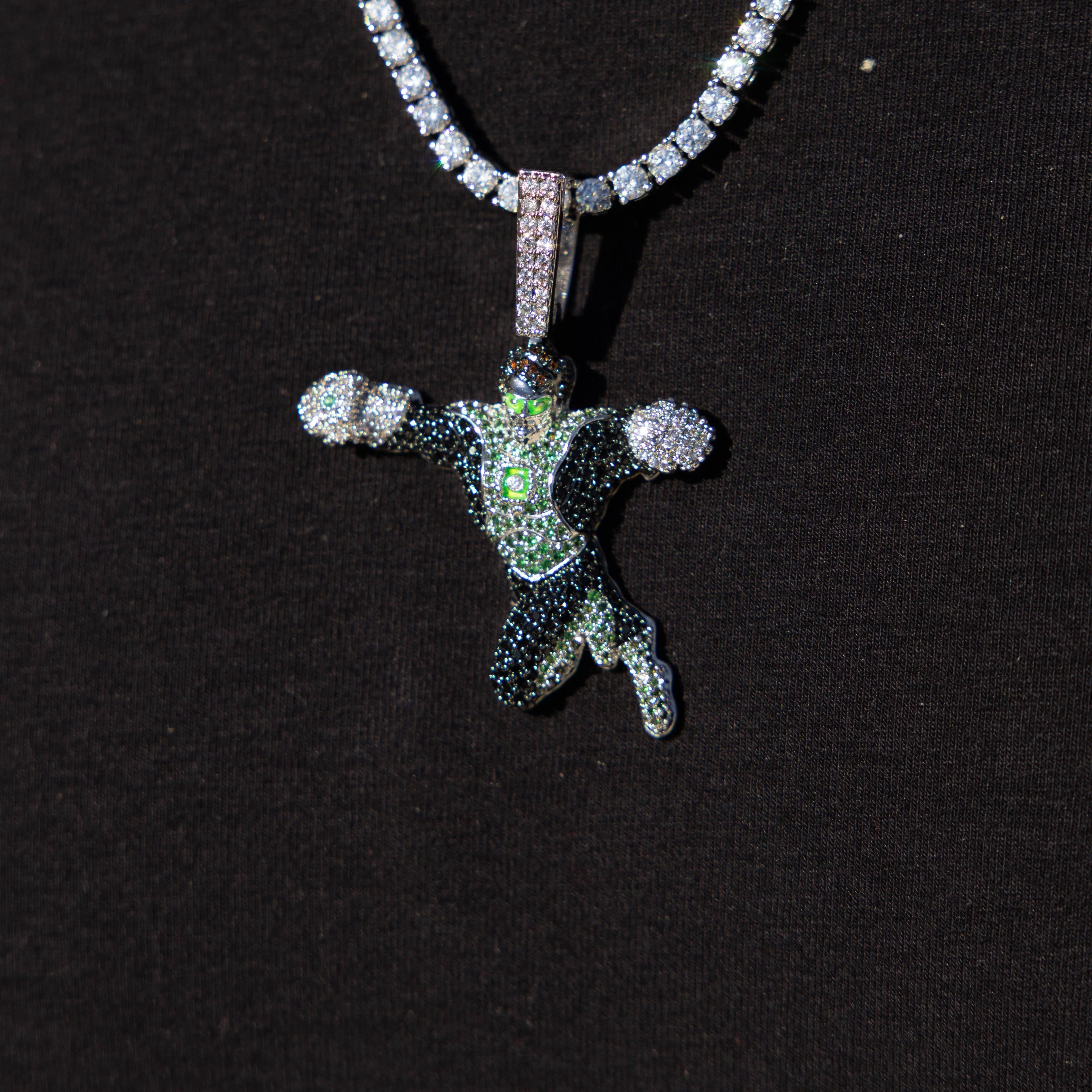 Green Lantern Body Official DC Comics Pendant in White Gold