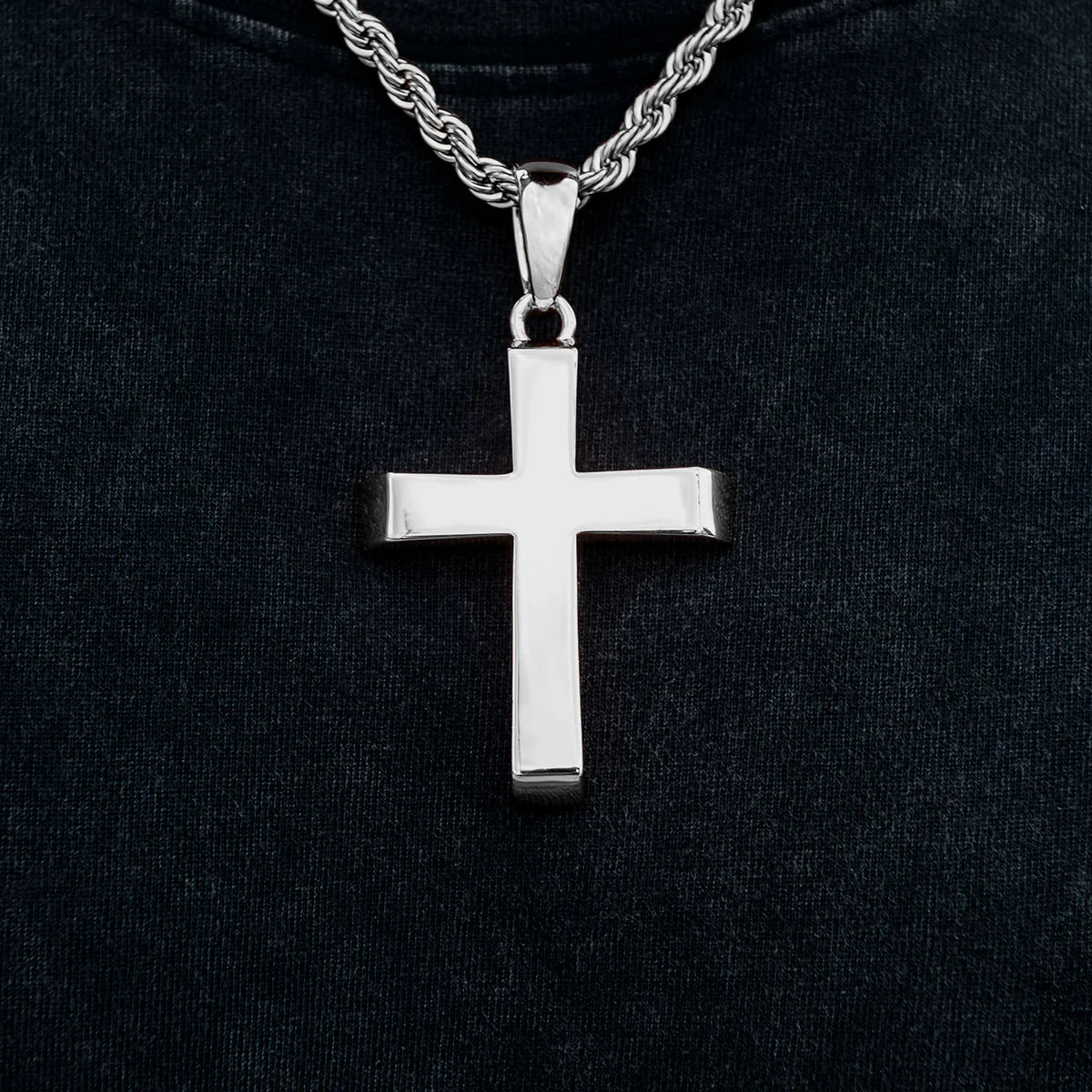 Large Simple Cross Pendant in White Gold
