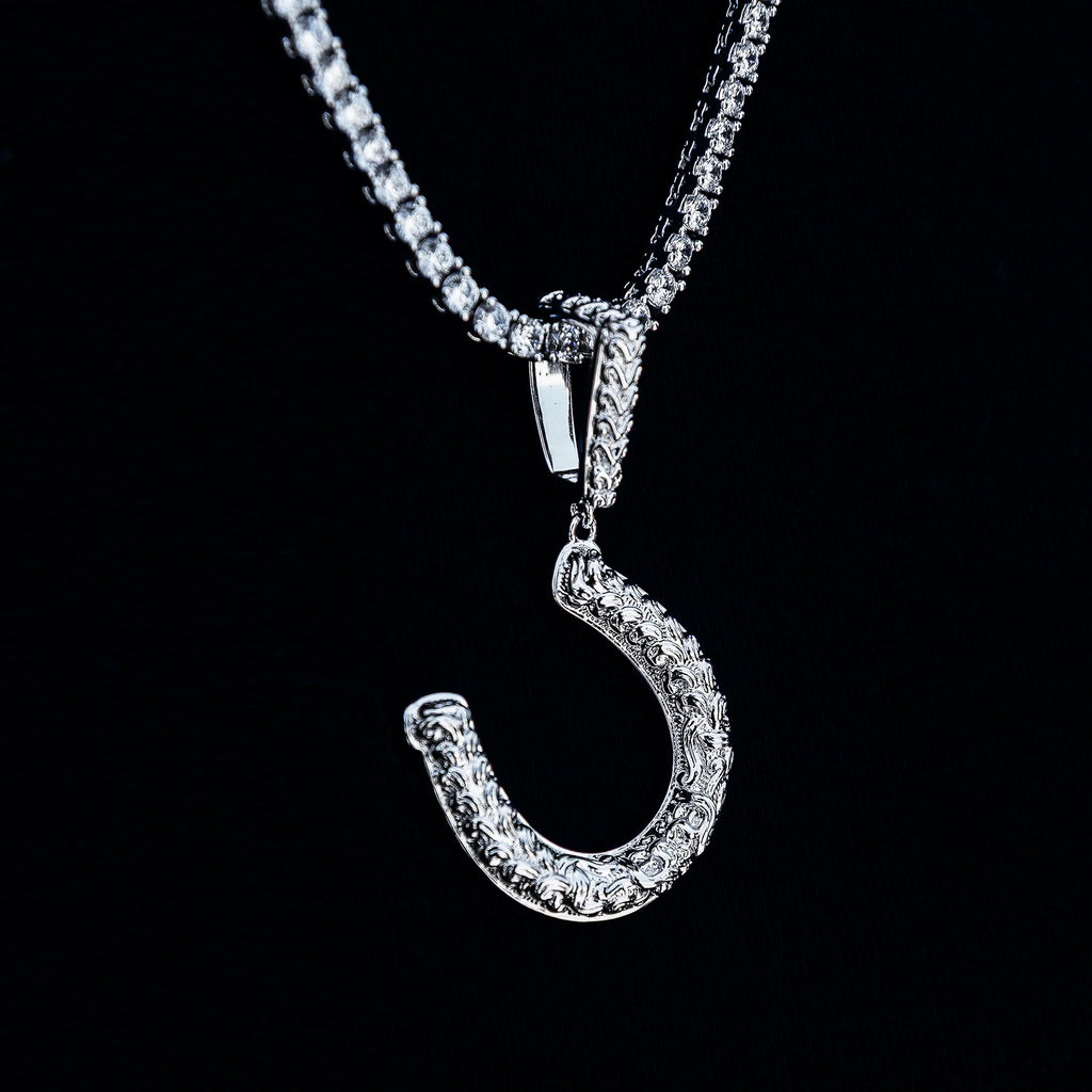 Simple Horseshoe Pendant in White Gold
