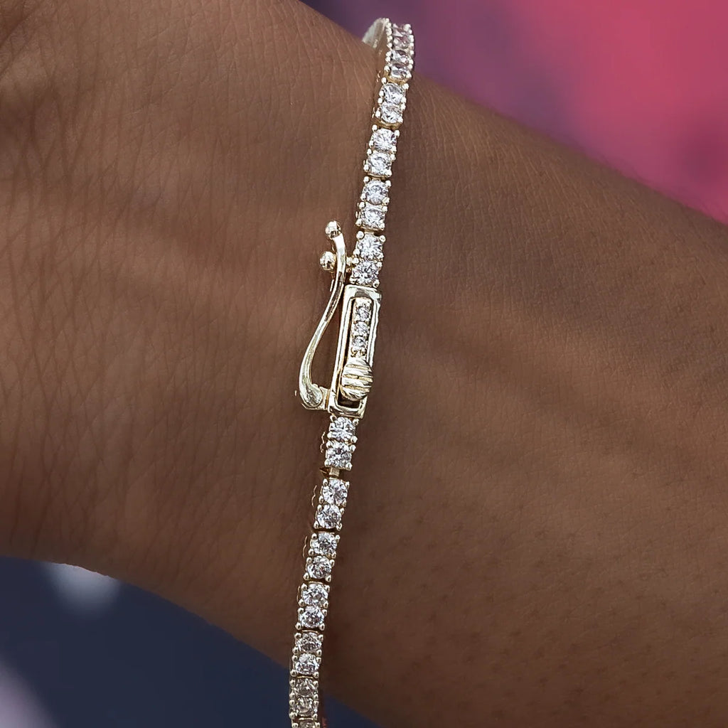Diamond Tennis Bracelet in Yellow Gold- 2mm