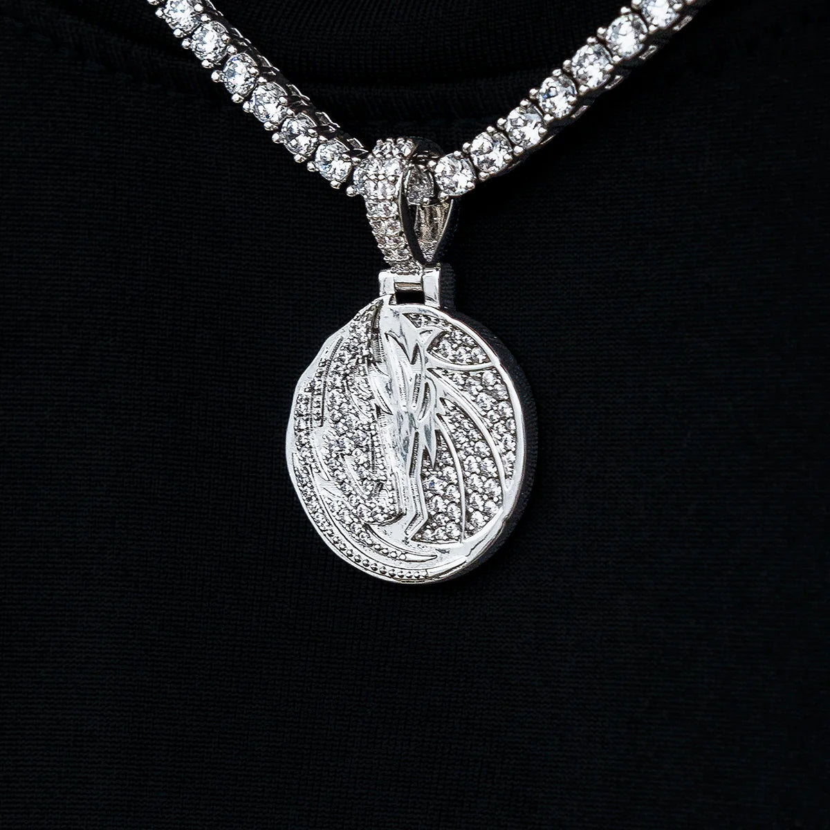 Dallas Mavericks Official NBA Micro Logo Pendant in White Gold
