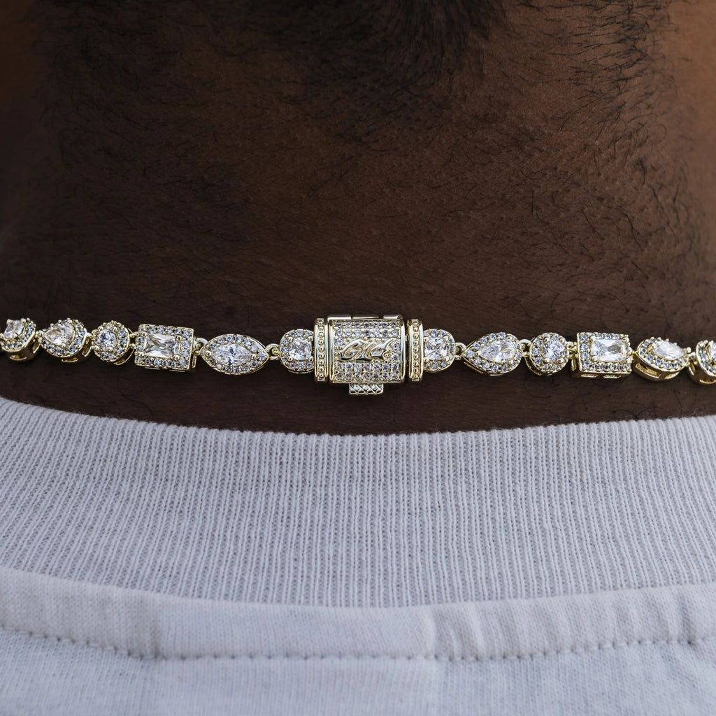 Mixed Diamond Pave Chain in Yellow Gold