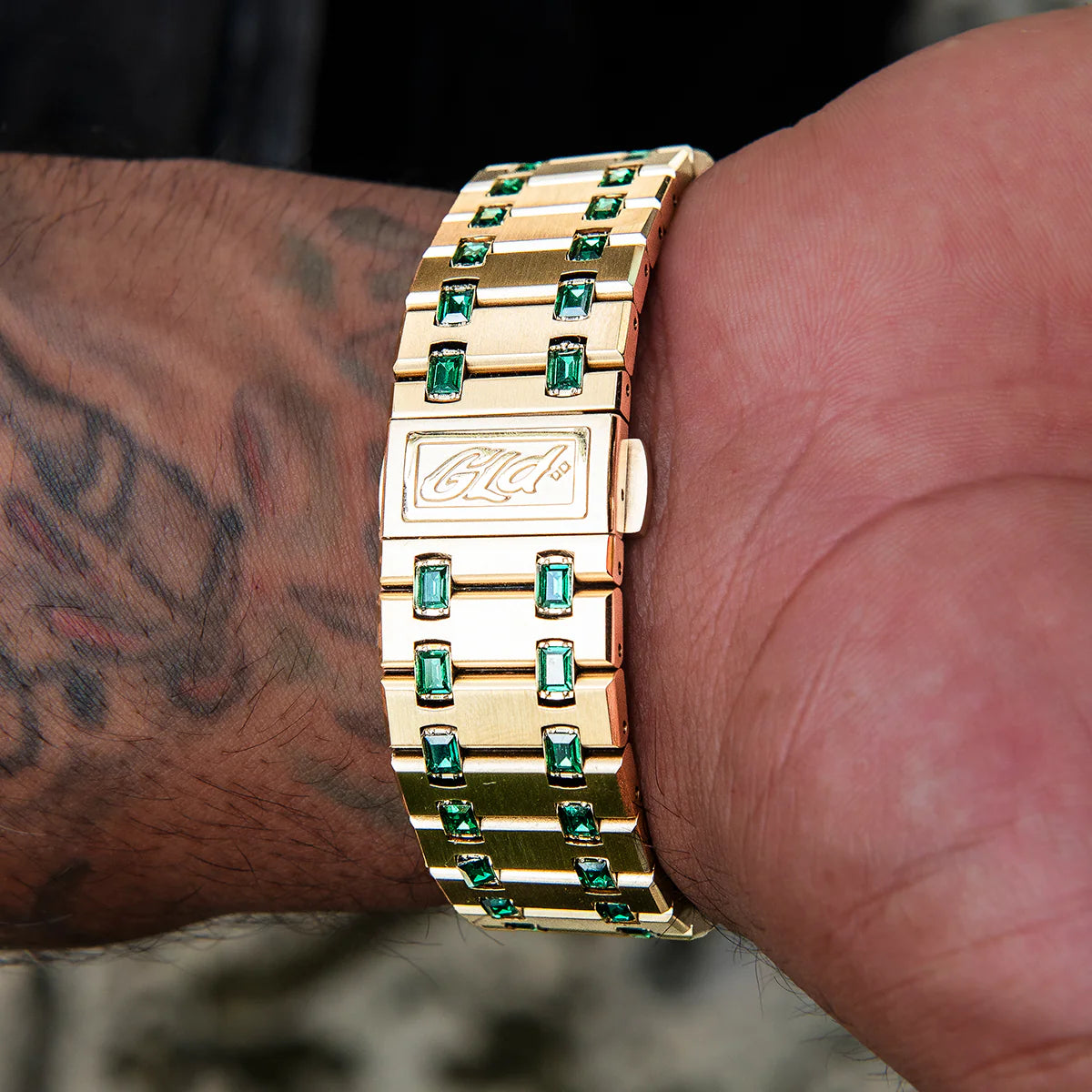 39MM Visionary Moissanite Iced Emerald Stone Band Watch - Yellow Gold